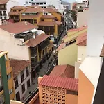 Plaza Charco. Top centro. Parking muelle cerca