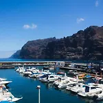 Beachfront&Sunny Apartment Los Gigantes