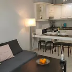Centric Beach Front Appartment