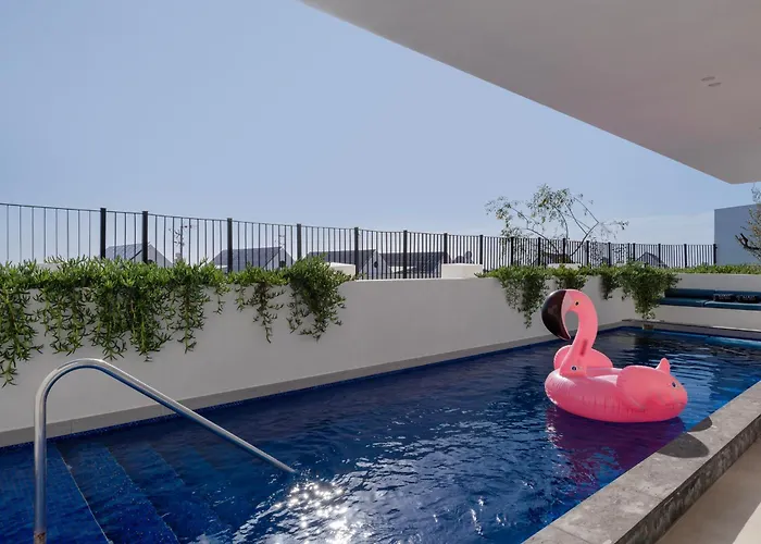 Karat Villa Blue