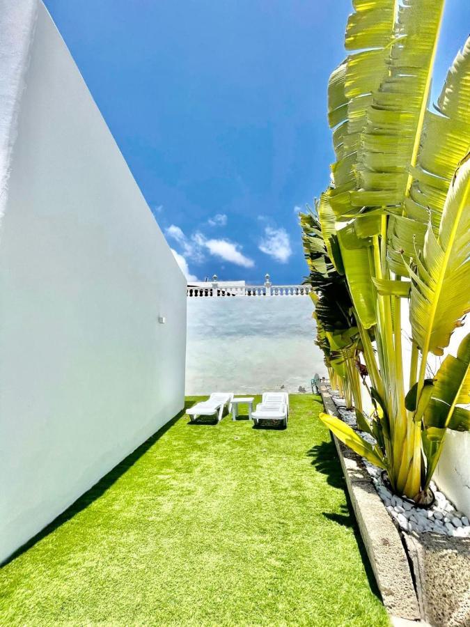 12 Villa