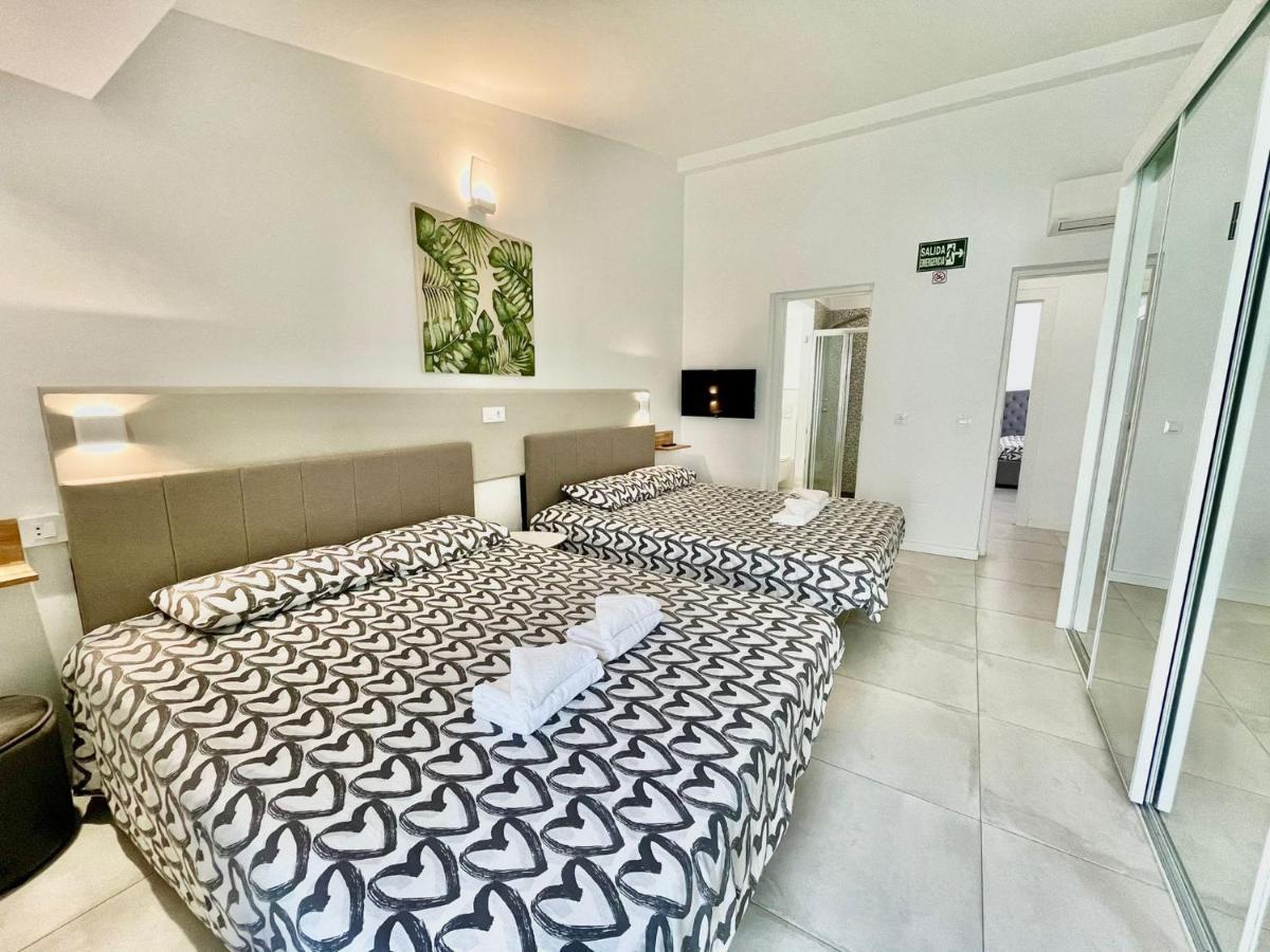 12 Villa *
