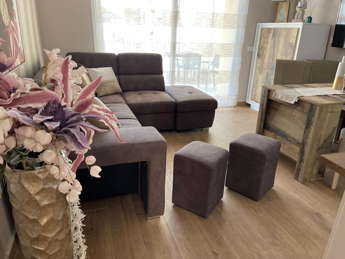 Luxury Fronte Piscina Mareverde A&v Appartement *