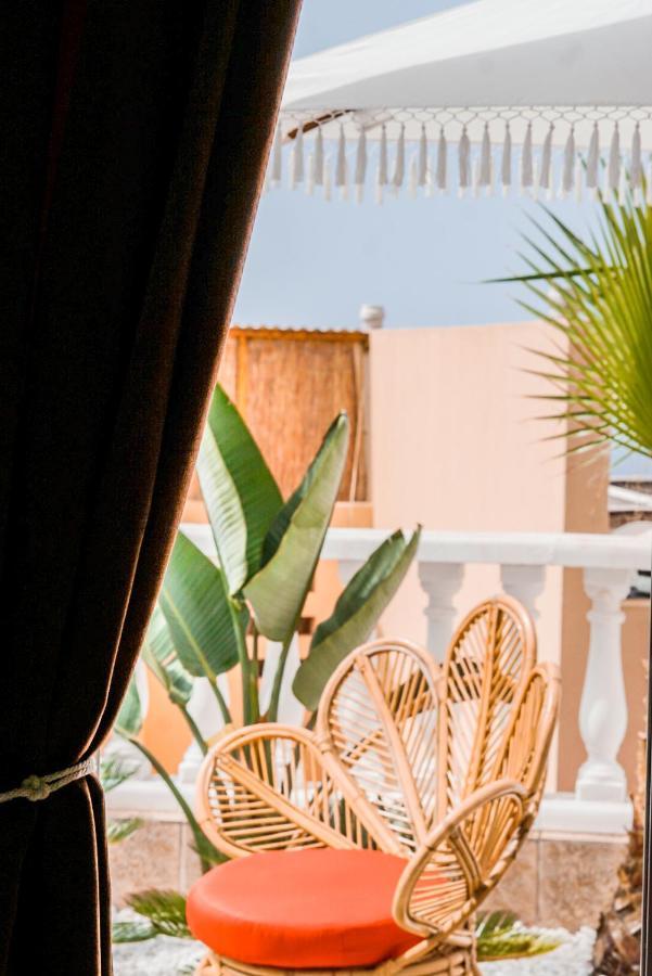 Oceanview Boutique House, 125 Sqm, Parking, Sunset Rooftop Holiday home *