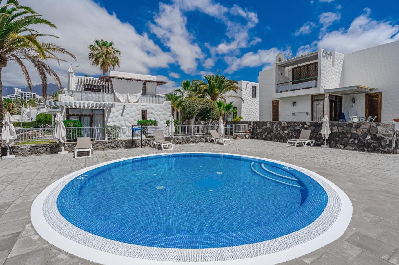 -2 Minute From The Beach. Apartment Playa de las Americas (Tenerife)
