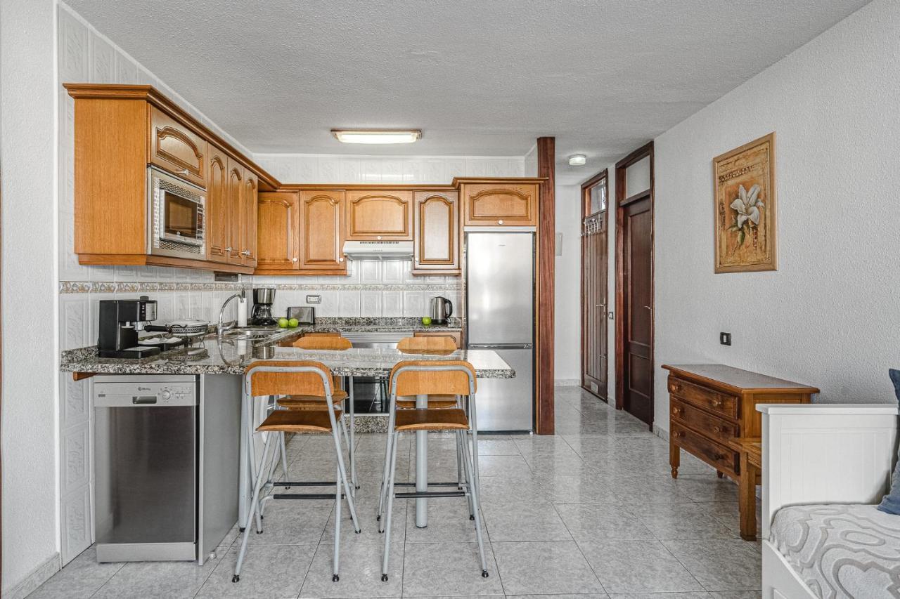 -2 Minute From The Beach.