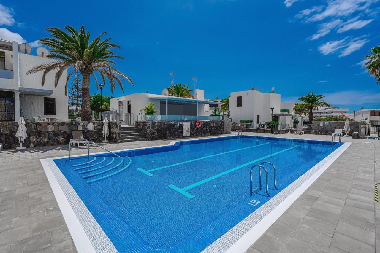 -2 Minute From The Beach. Apartment Playa de las Americas (Tenerife)