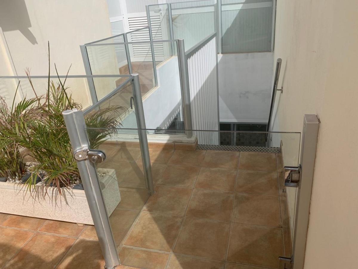 Cosy 2 Bedroom Apartment In La Caleta, Tenerife Apartment