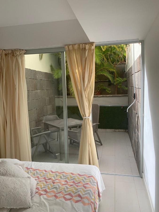 Apartment Cosy 2 Bedroom Apartment In La Caleta, Tenerife *