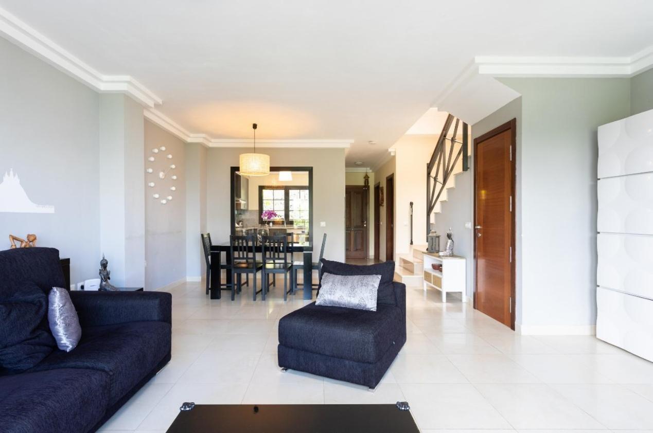 La Casita Gris *
