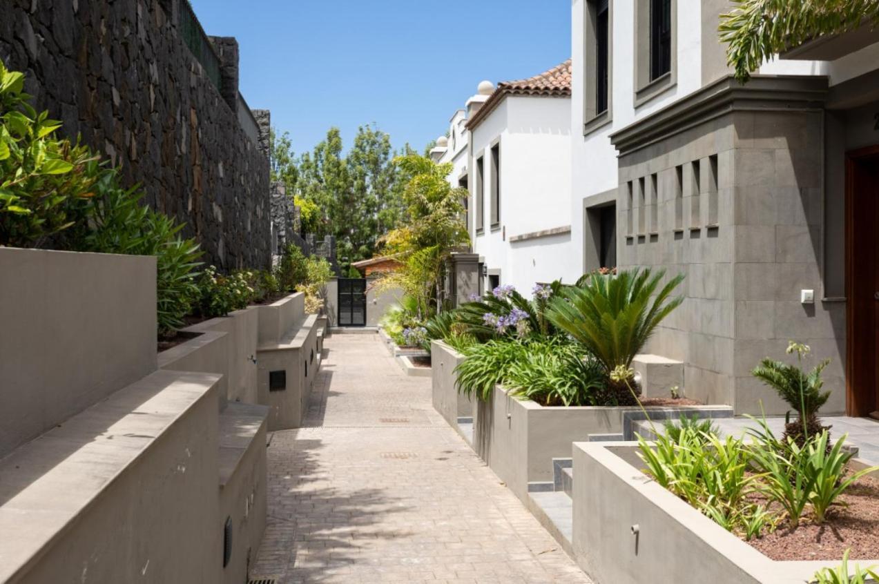 La Casita Gris