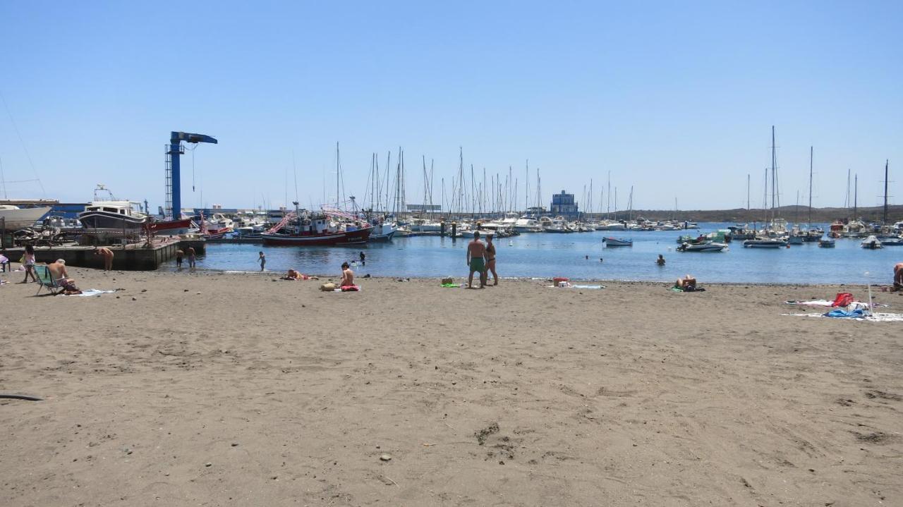 Apartment 50 Meters From The Ocean *