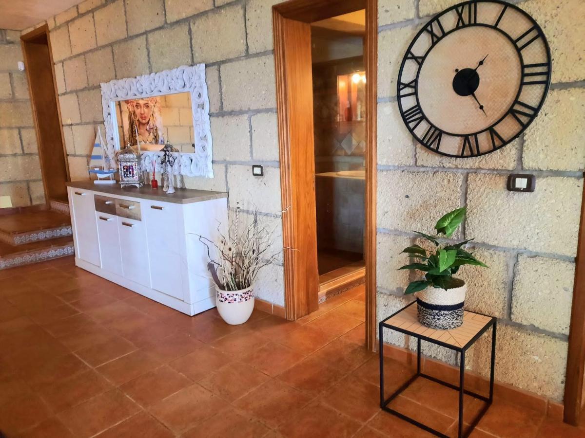 Paradise Constancia With Views Villa *