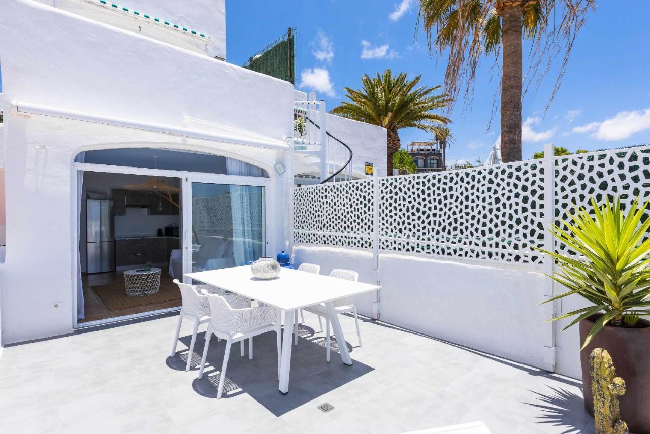 The White House In Costa Adeje *
