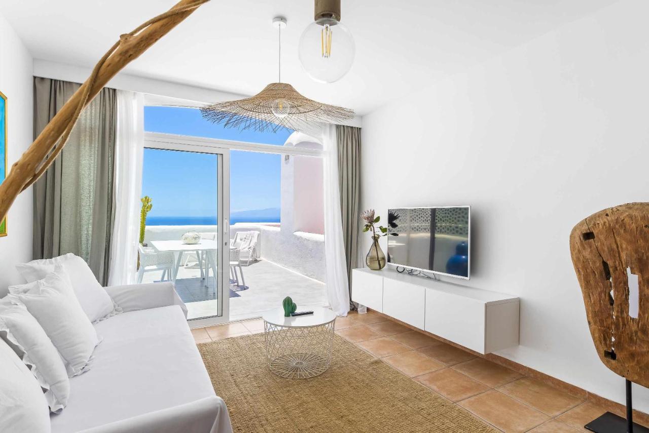 The White House In Costa Adeje *