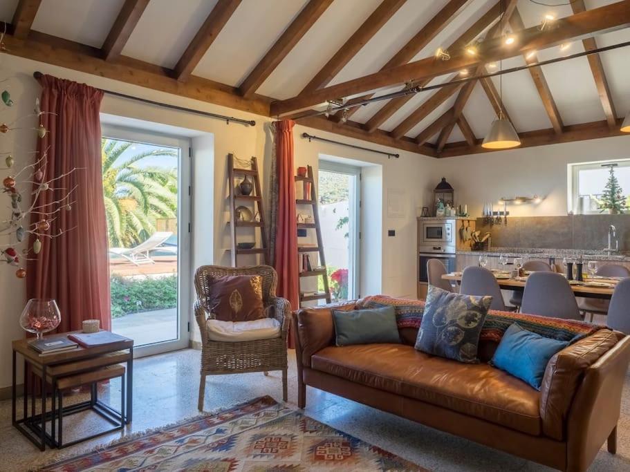 Casa Vina: A Spectacular Away From It Villa