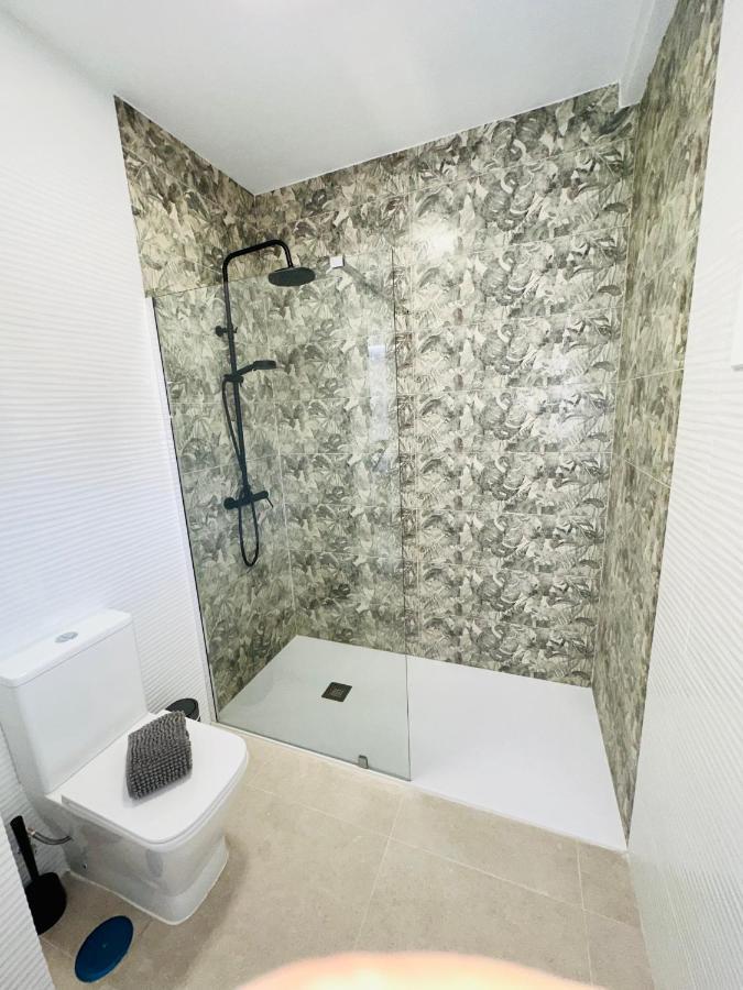 Newly Renovated Vistas Muelle De Cristianos Pier View Free Wifi Appartement Arona (Tenerife)