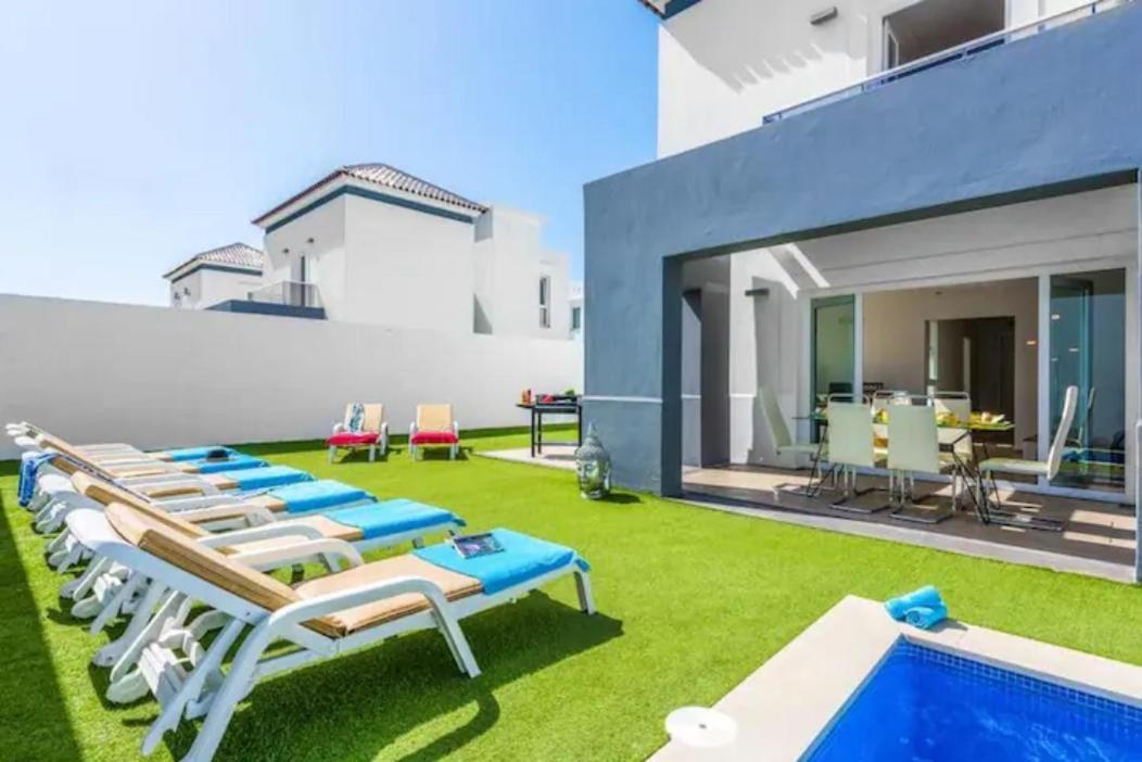 Royal Modern *