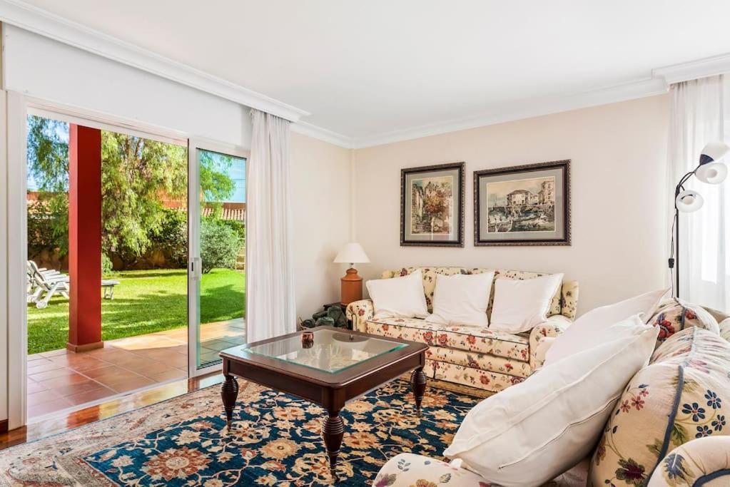 Artigar, Garden, Swimming Pool And Bbq. Villa Puerto de la Cruz (Tenerife)