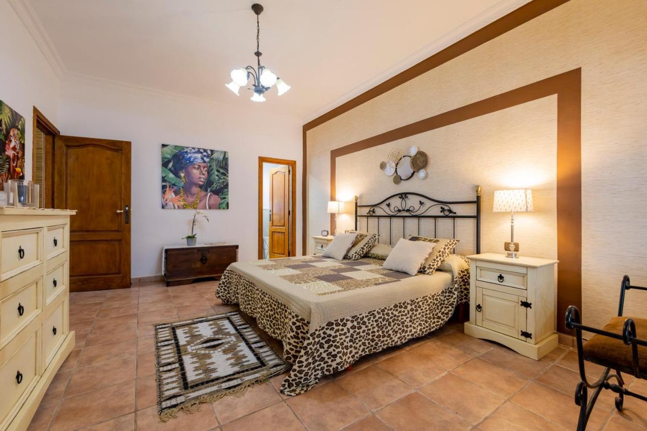 Paradise Constancia With Views Villa