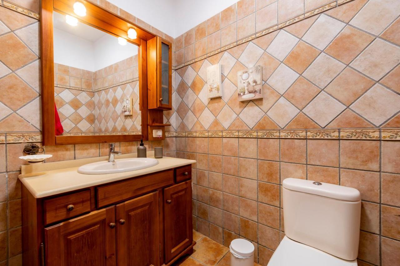 Villa Paradise Constancia With Views *