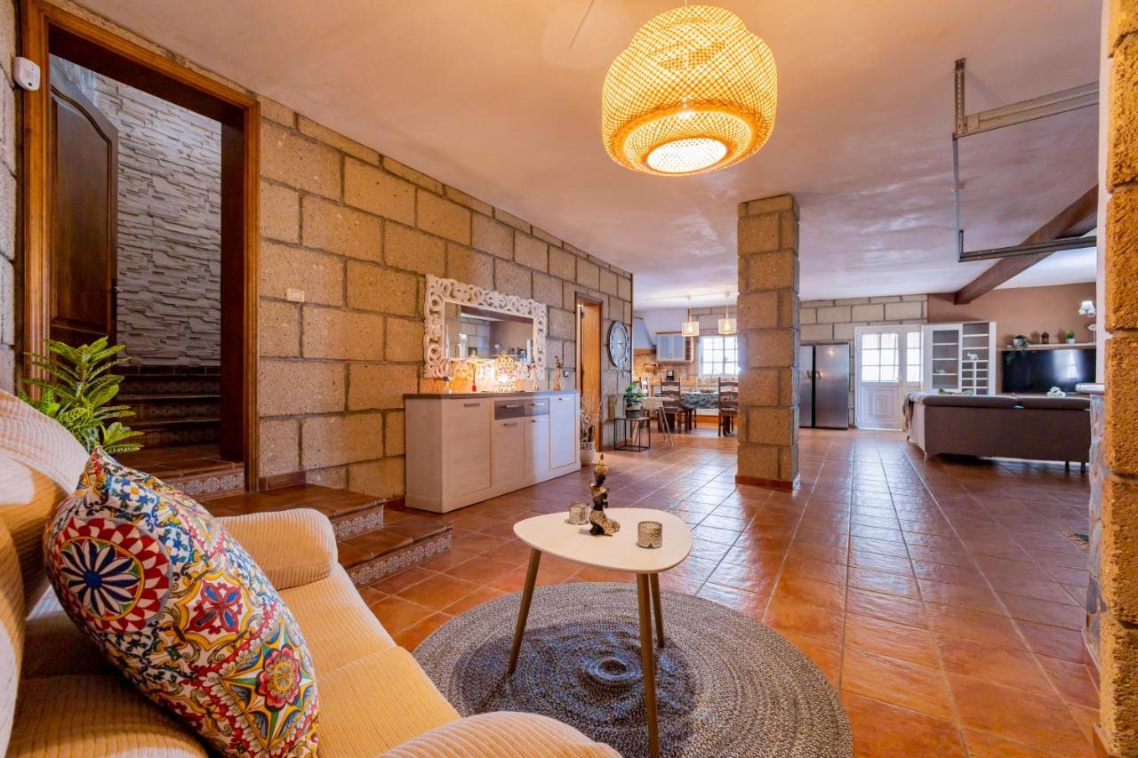 Villa Paradise Constancia With Views