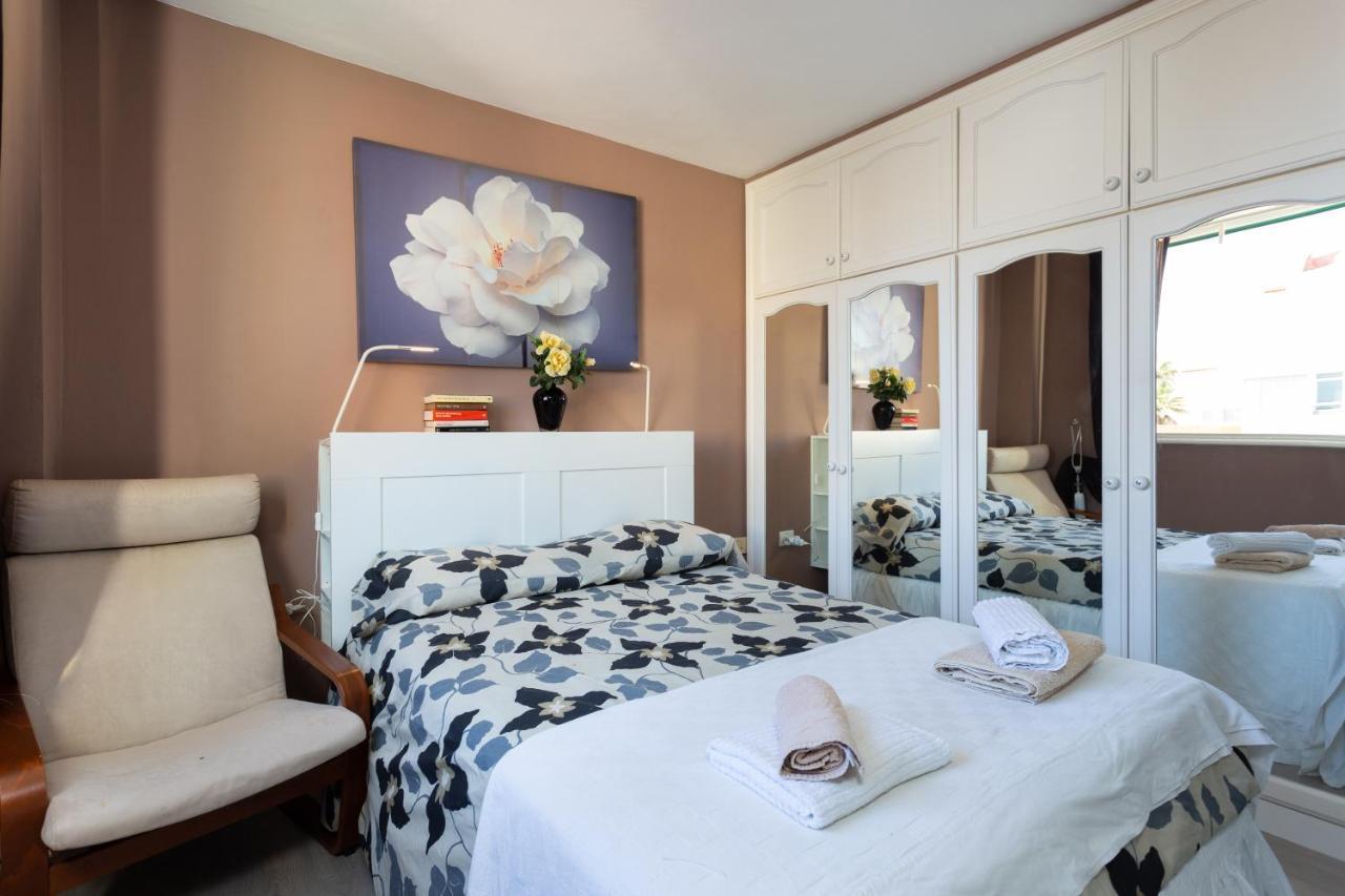 Hébergement de vacances Home2book Charming Sea Front House El Escobonal