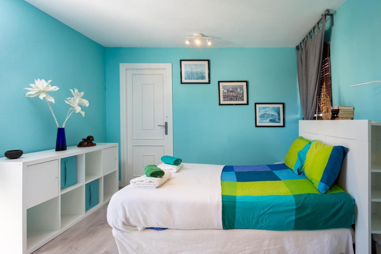 Home2book Charming Sea Front House Hébergement de vacances *