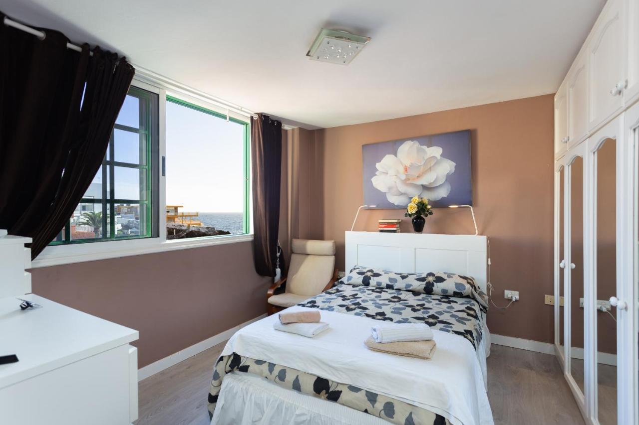 Hébergement de vacances Home2book Charming Sea Front House