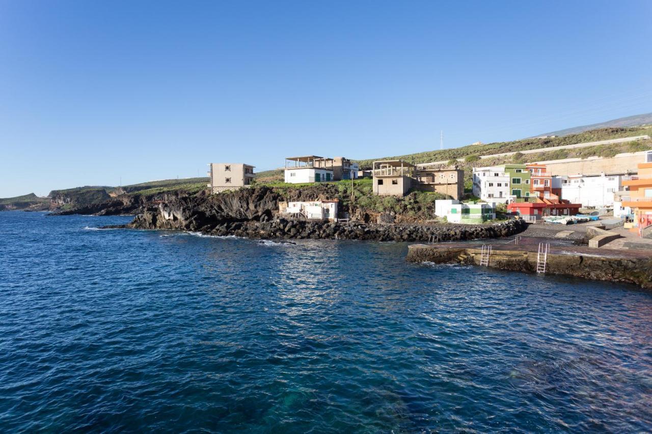 Hébergement de vacances Home2book Charming Sea Front House *
