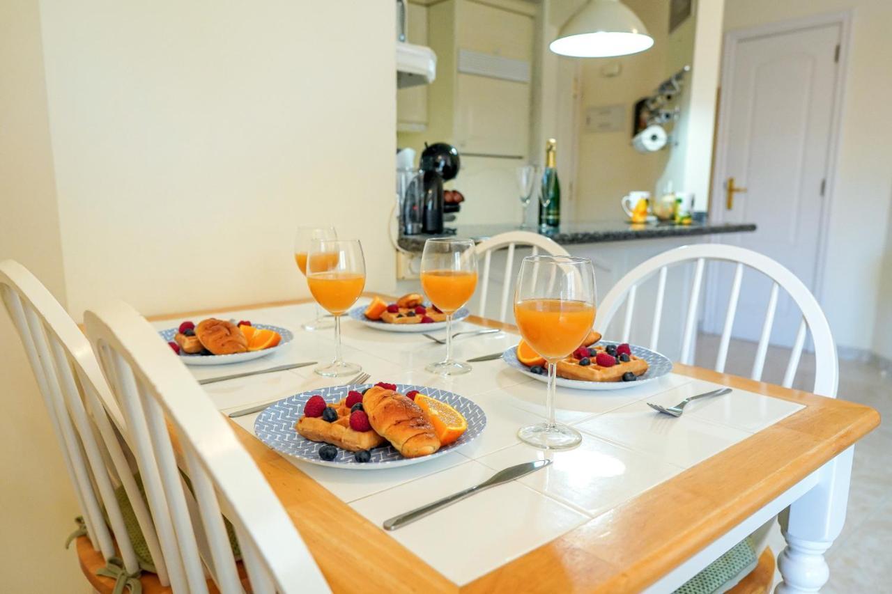 Lovely 2 Bedroom With Pool And View, K26 *