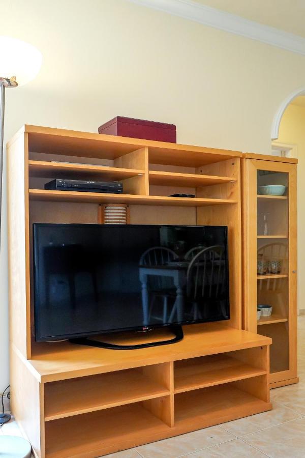 Lovely 2 Bedroom With Pool And View, K26 Holiday home
