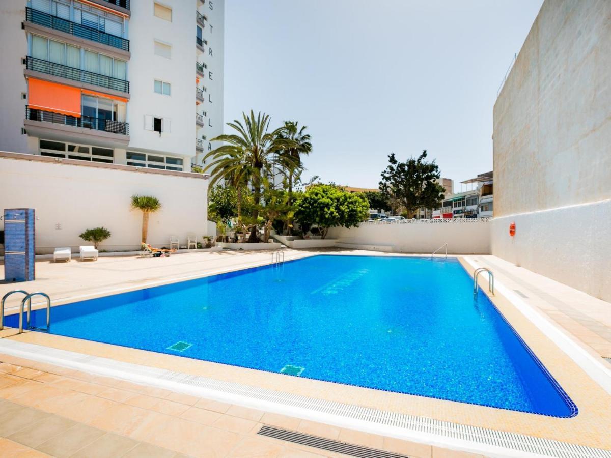 Apartment 54 B La Estrella *
