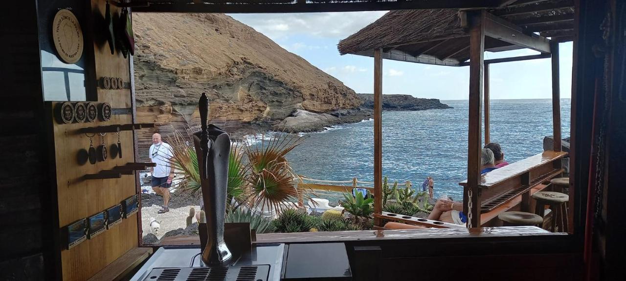 Lovely 2 Bedroom With Pool And View, K26 Holiday home *