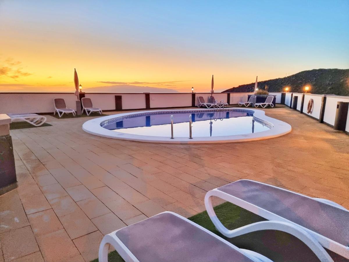 Moderna Casa, Terraza Vistas Mar Wifi Y Piscina Apartment Costa Adeje (Tenerife)