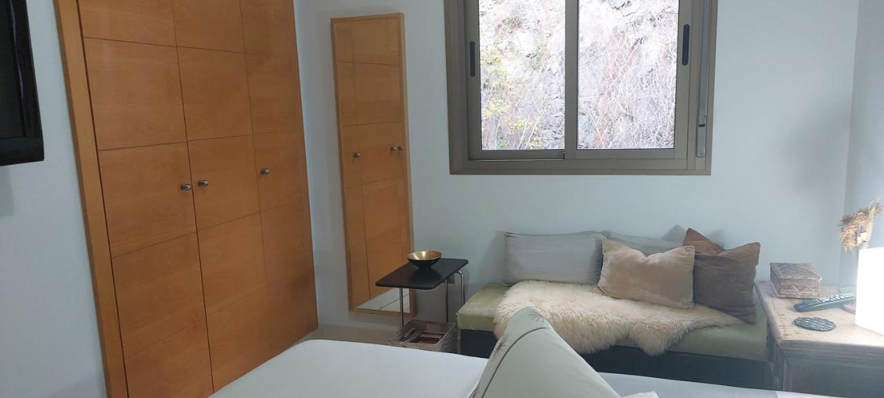 Bed & Breakfast Cozy Near Teresitas