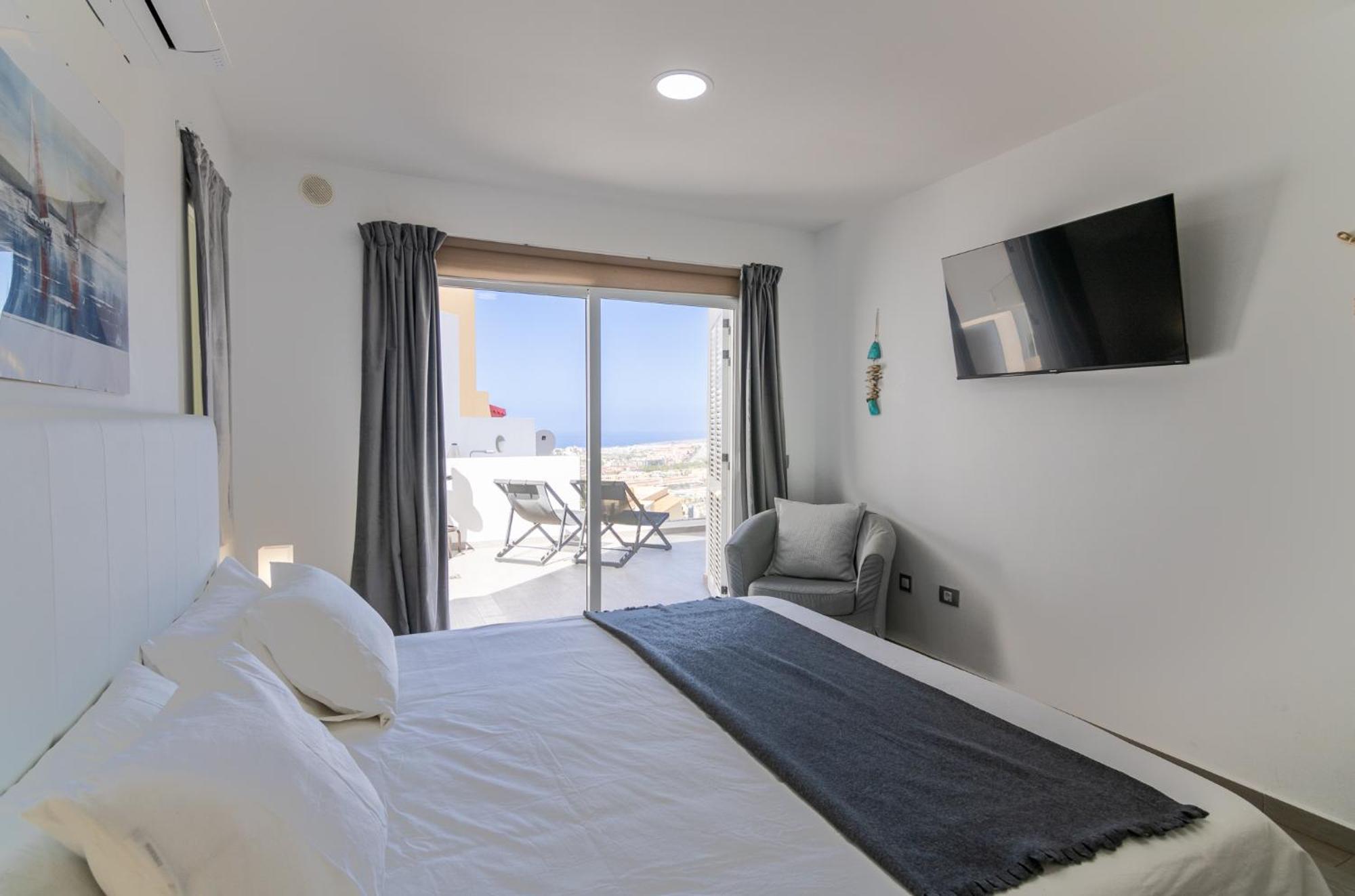 Mirador Balcon Del Atlantico Y Piscina Privada Holiday home *