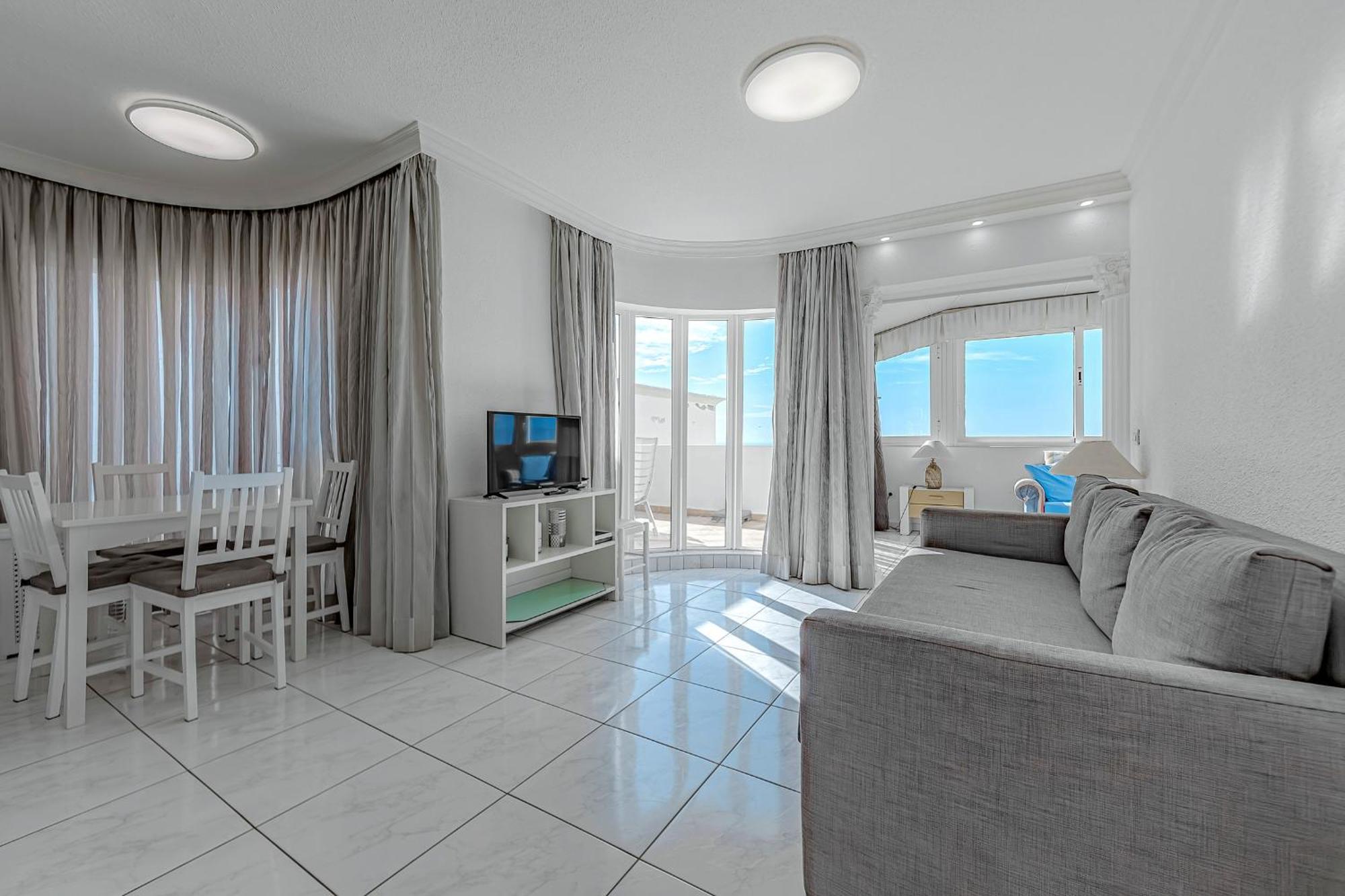 Villa Mimosas *