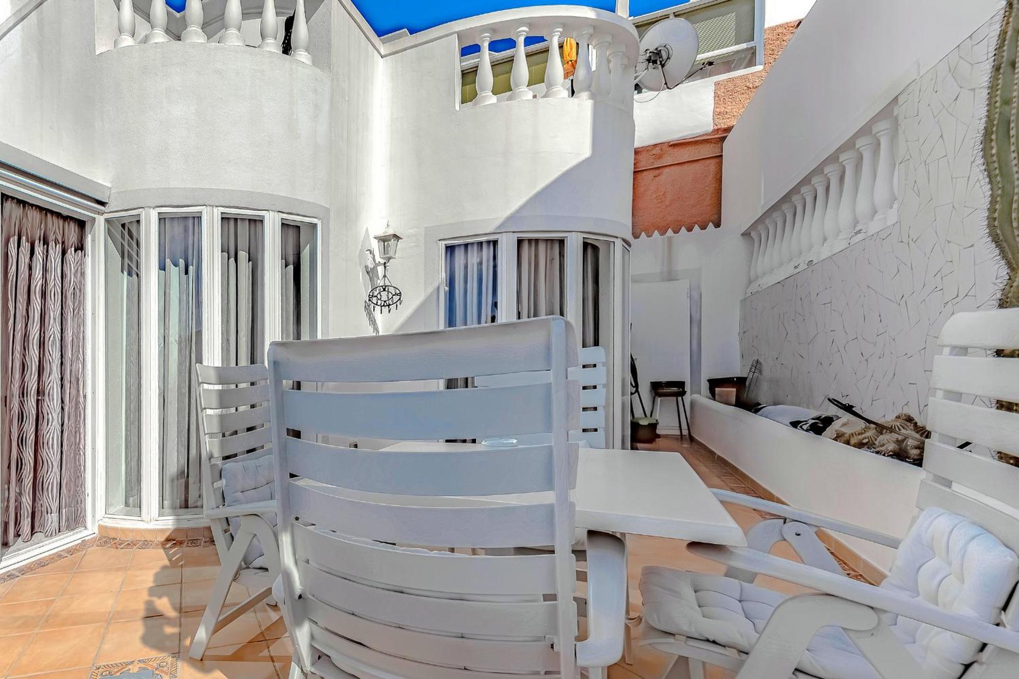 Mimosas Villa