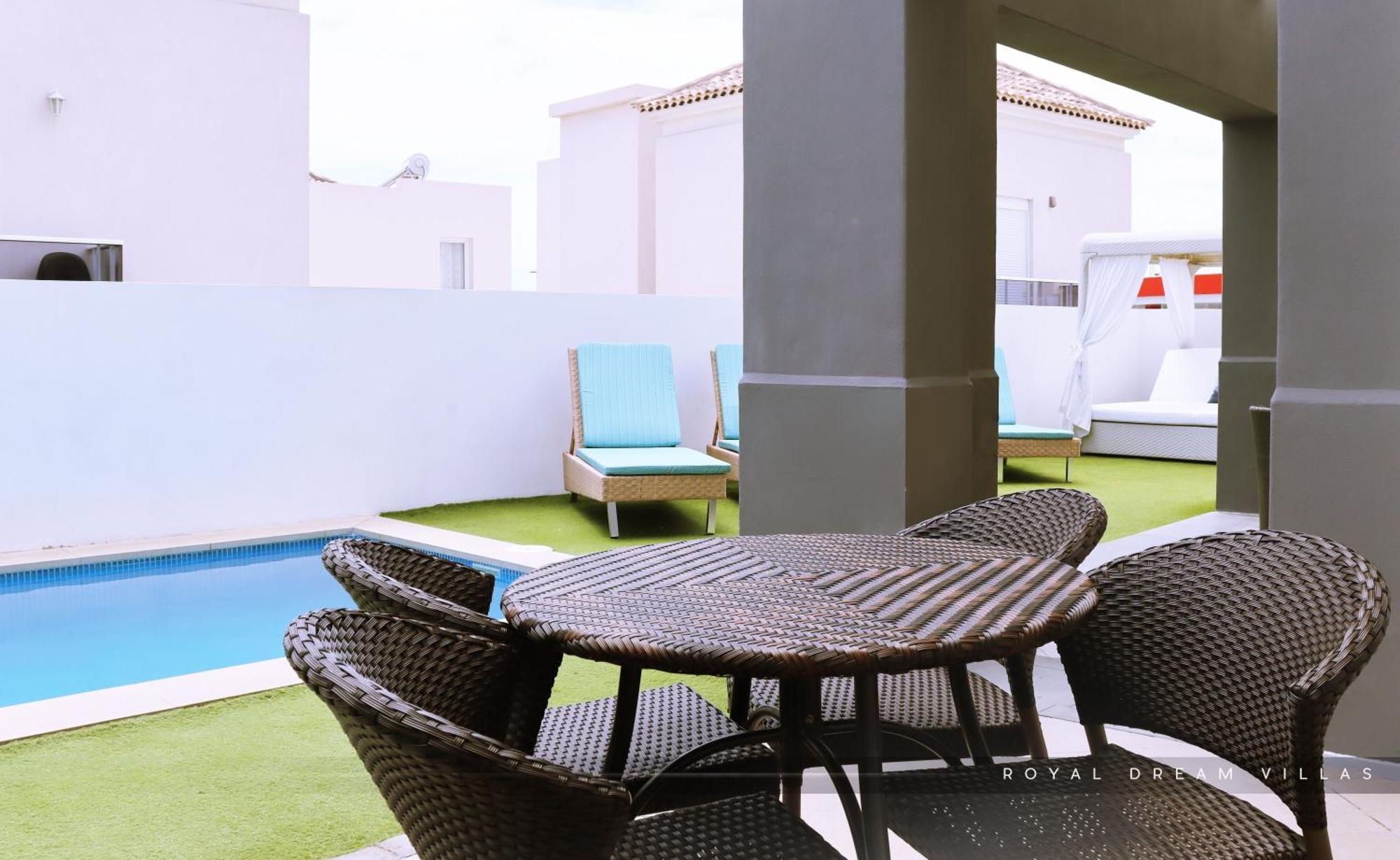 Villa Royal Modern