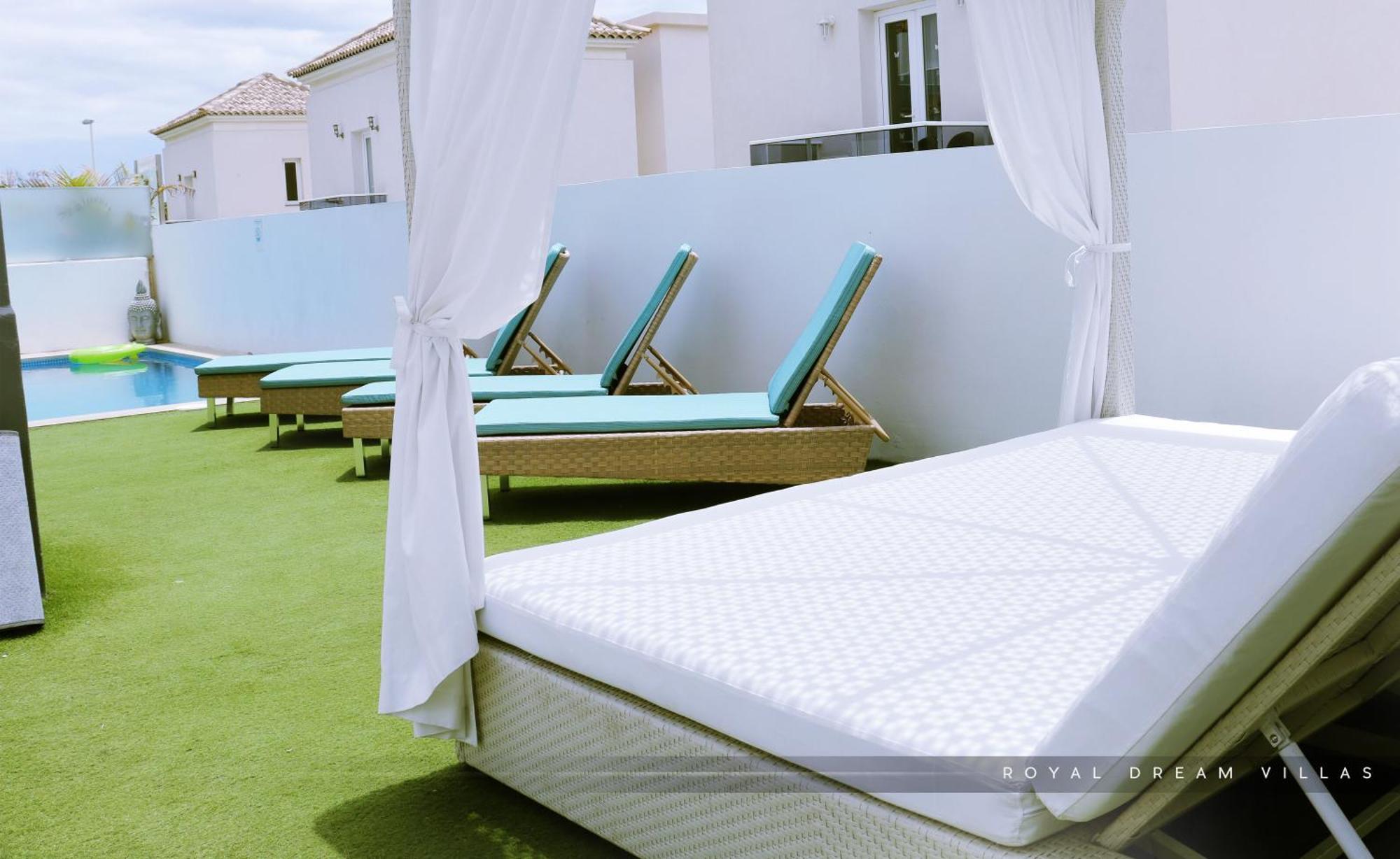 Villa Royal Modern
