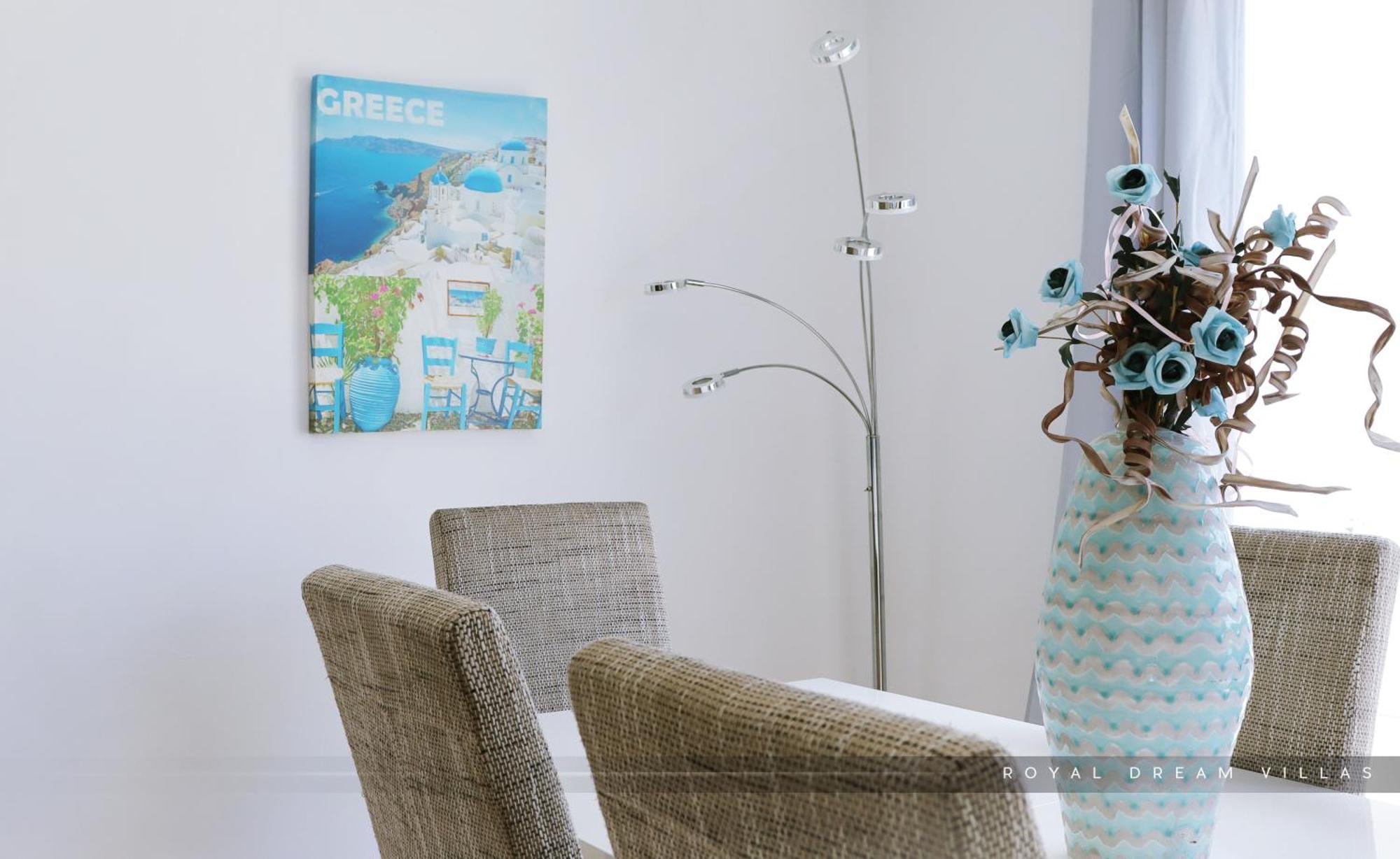 Villa Royal Modern