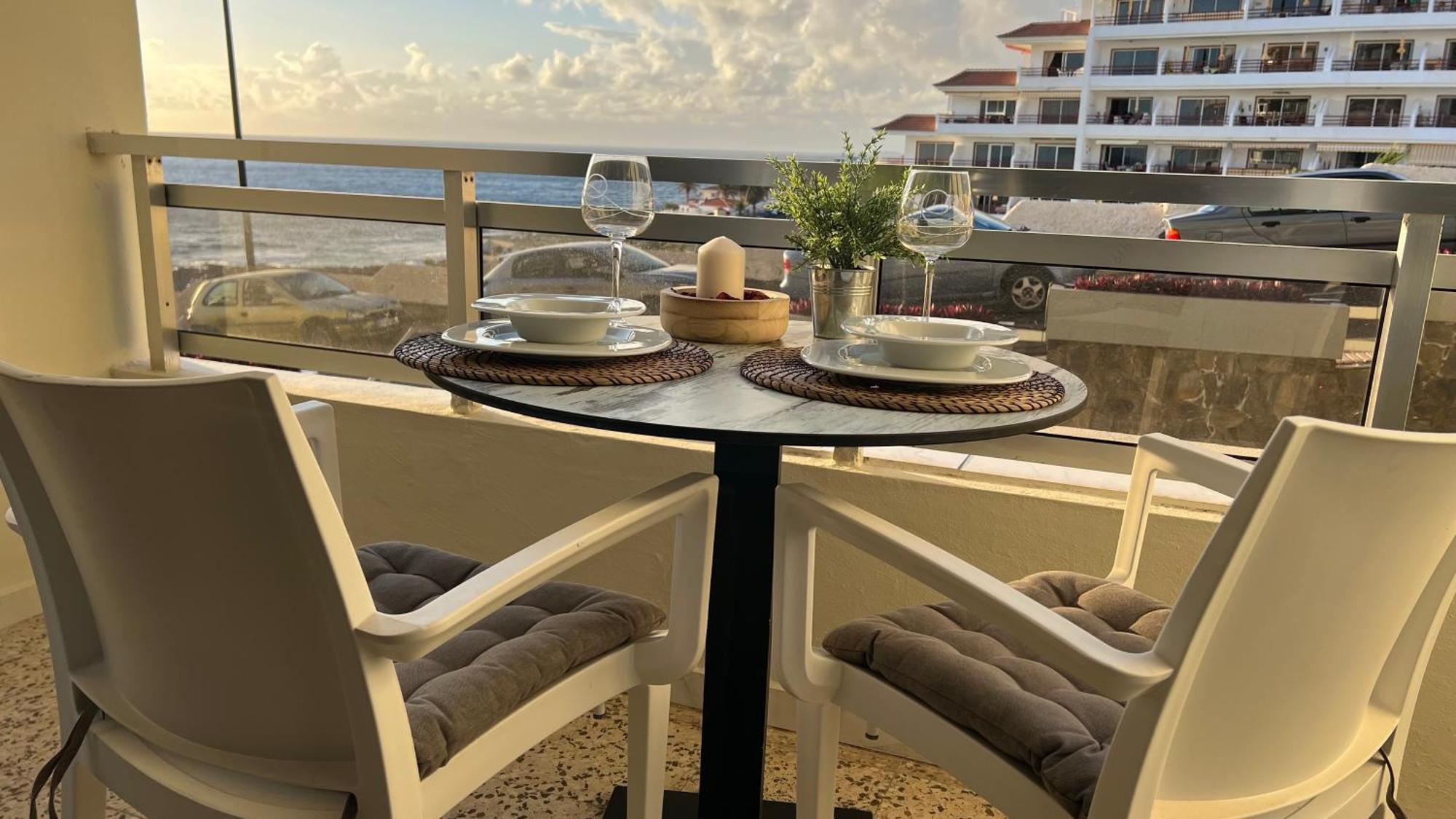 Arenas Negras Puerto Santiago Apartment *