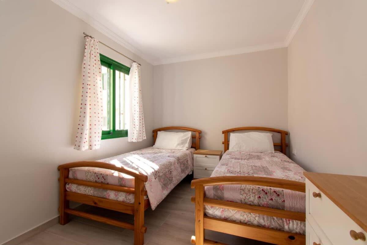 Mare 6 - Two Bed Costa Adeje (Tenerife)