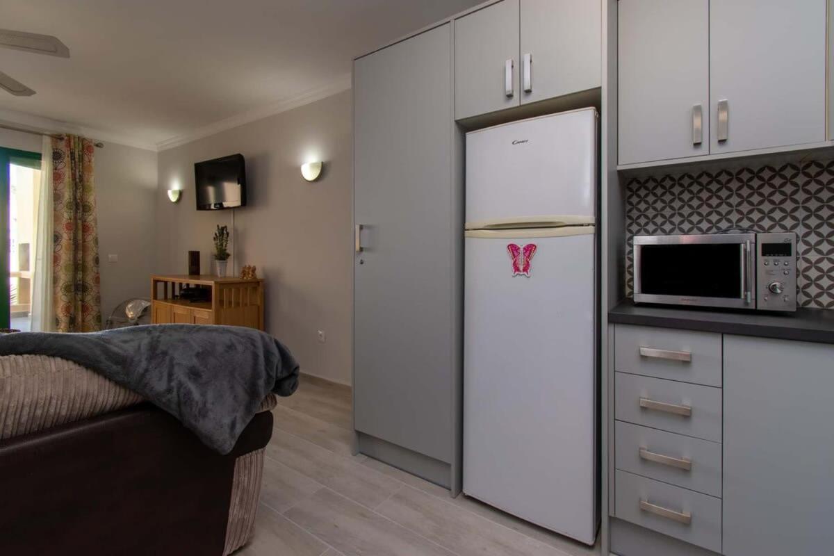 Mare 6 - Two Bed Costa Adeje (Tenerife)