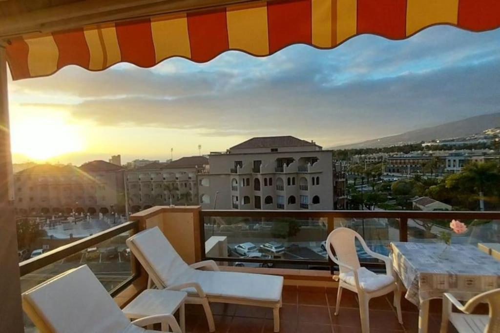 1-bedroom With Big Terrace And Ocean View In Cristianos Los Cristianos (Tenerife)