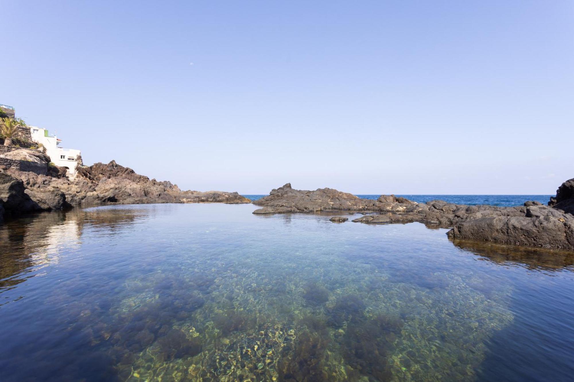 Сasa de vacaciones Okstay - House In Front Of A Natural Pool - El Caleton *