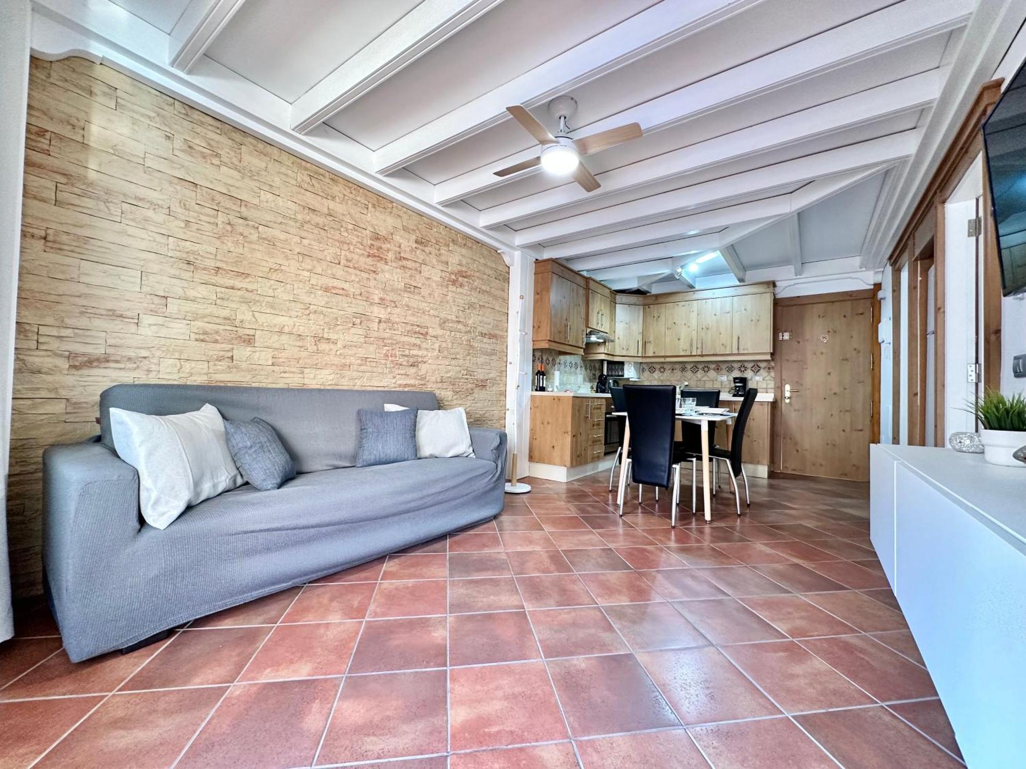 Apartamento Daniela Garden Puerto de Santiago (Tenerife)