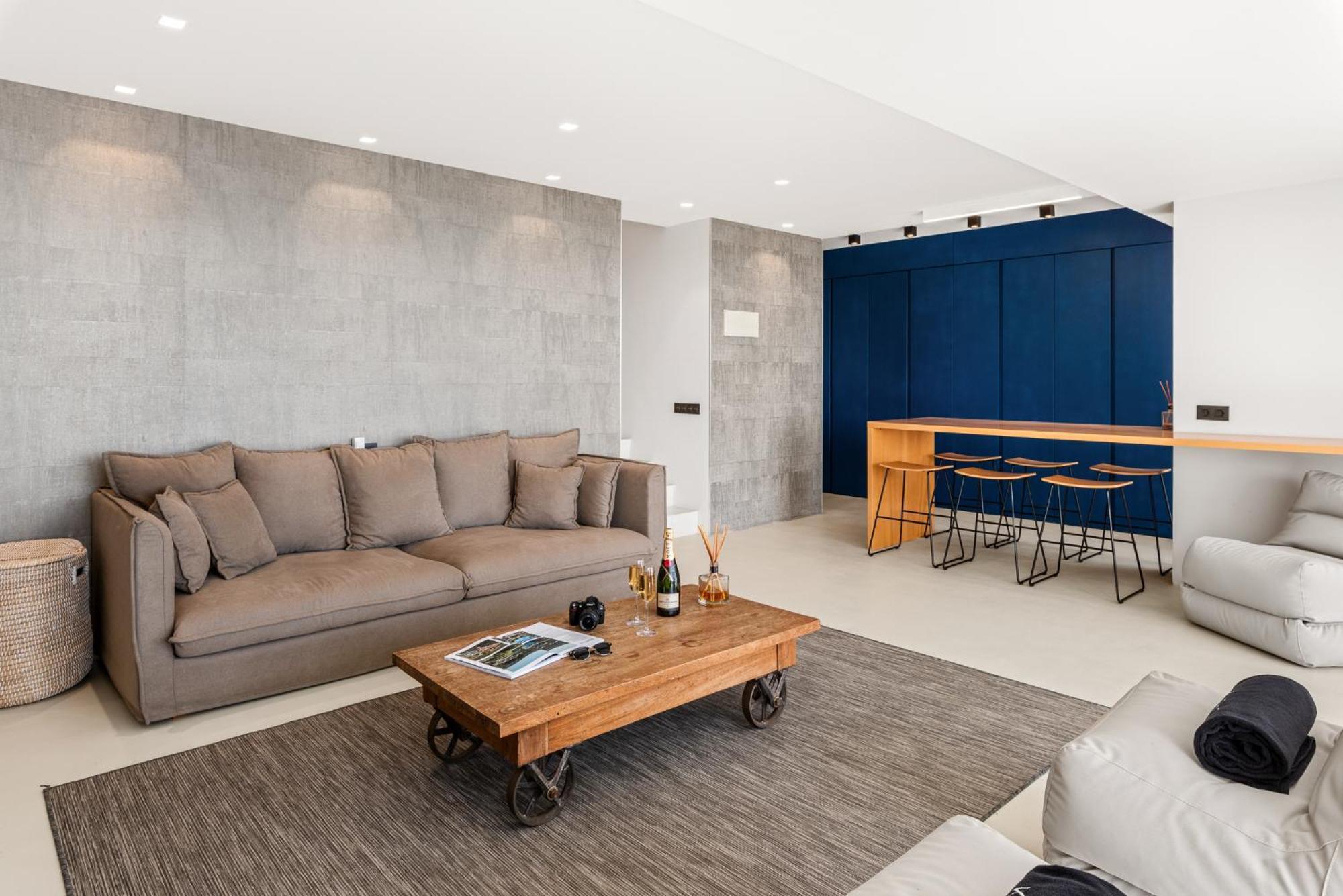 Villa Karat Blue *