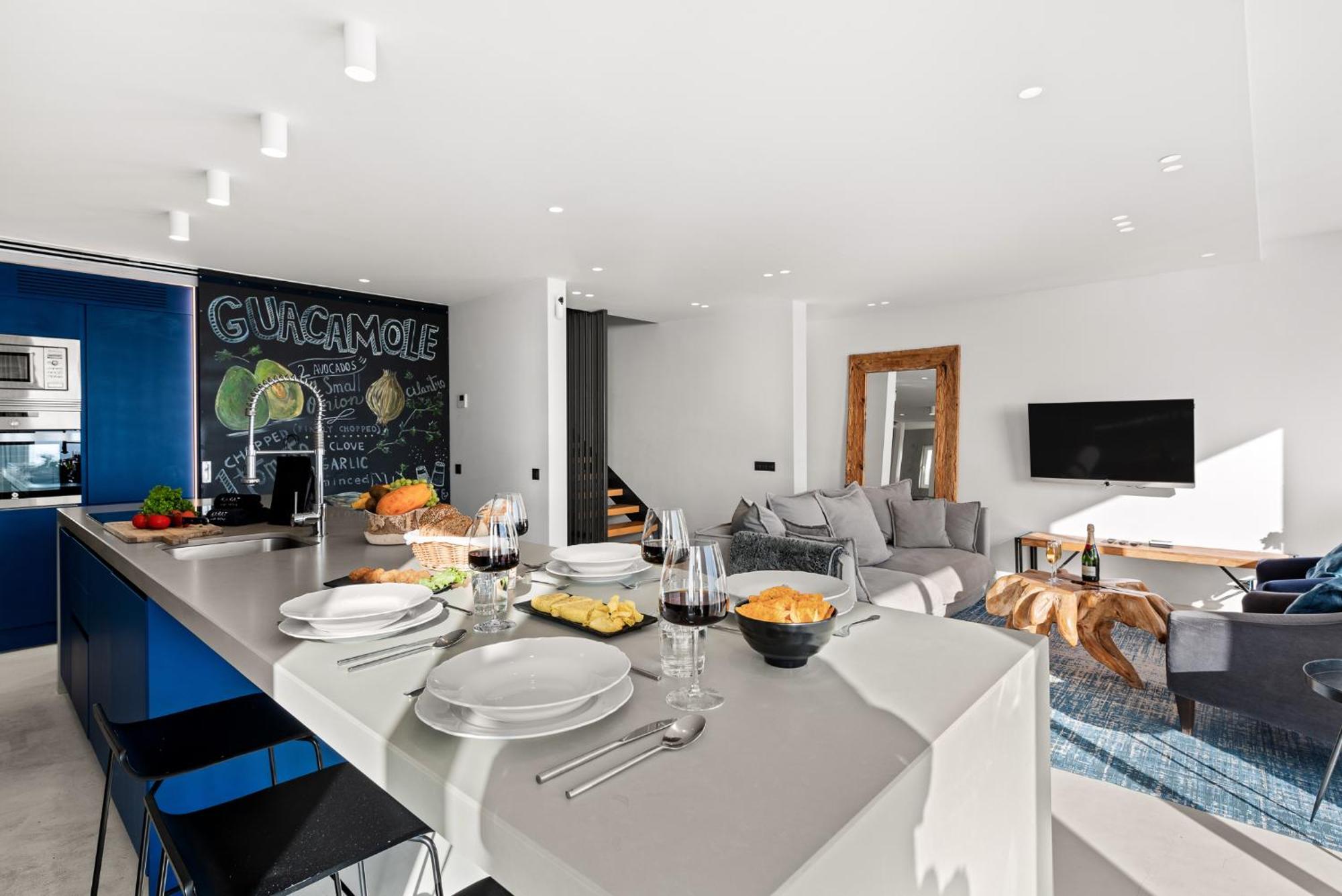 Villa Karat Blue *